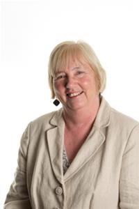 Profile image for Councillor Pauline Searle